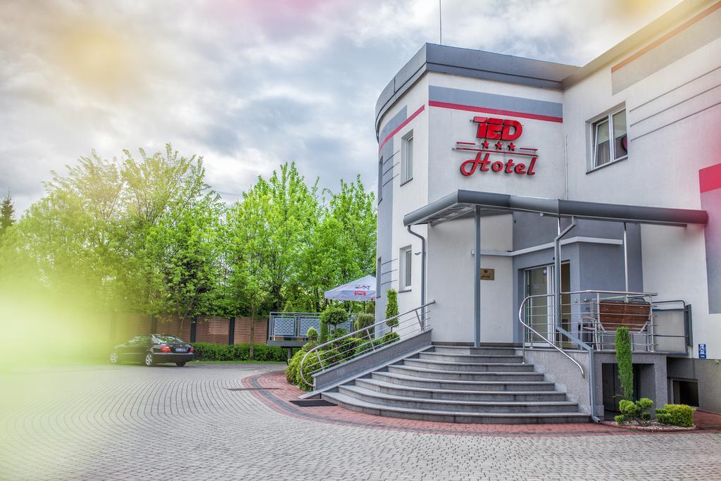 Hotel Ted Radomsko Exteriér fotografie
